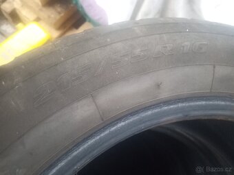 zimni toyo 215/55/R16 - 3