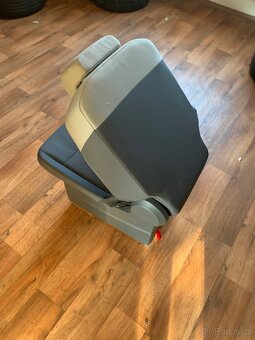 Prodám do poslední řady sedadel VW Multivan T7 látka - 3