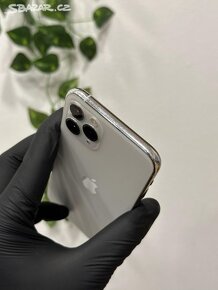 iPhone 11 Pro 64GB stříbrný - 100% baterie - 3