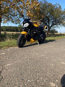 Triumph speed triple 1050 - 3