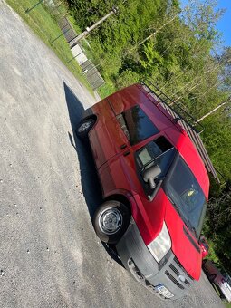 Ford tranzit 2.2 - 3