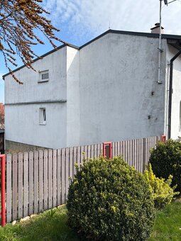 Prodej rodinného domu 143 m², pozemek 313 m² Kozomín - 3