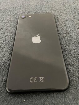 Apple i pohne Se top stav - 3