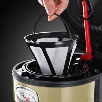 Kávovar RUSSELL HOBBS RETRO - 3