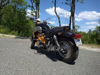 Yamaha vmax - 3