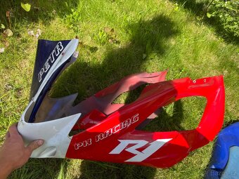 Laminaty na Yamaha R1 04-06 Rn12 - 3