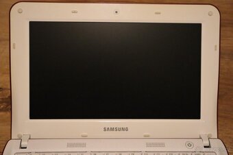 Samsung mini notebook NF110 + ADP + brašna - 3