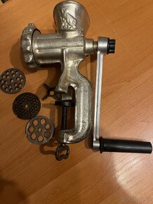 MASOMLYNEK č.5 - 3