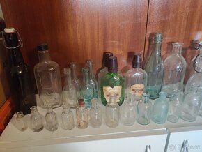 Sbírka starých skleniček, lahviček - 3