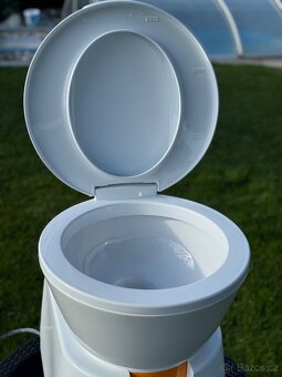WC toaleta do karavanu Dometic CT4110 - 3
