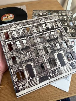 Led Zeppelin – Physical Graffiti - 3