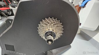 Cyklotrenažér TACX T2980 Flux 2 Smart

 - 3