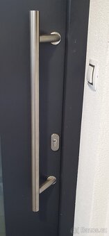 Plastové vchdové dveře Antracit, nerez kování - 3