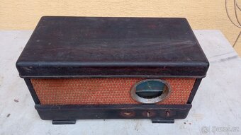 Historické rádio lampové dřevěné - 3