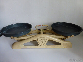 stará kuchyňská váha - 3