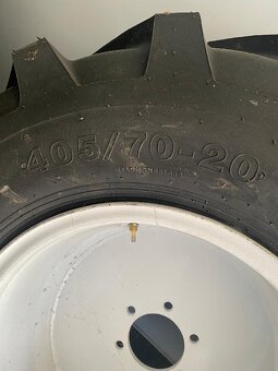 Traktor kola 405/70-20 a 31x15,5-15 - 3