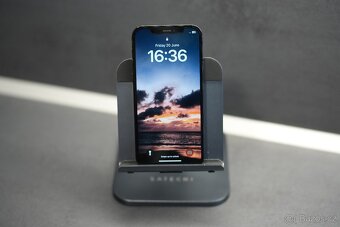 Apple iPhone 12 Pro 128 GB - modrý - 3