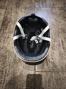 Holčičí helma Decathlon Oxelo velikost M - 3
