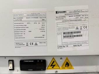 Výdejník s mrazákem na kopečkovou zmrzlinu FRAMEC J7 - 3