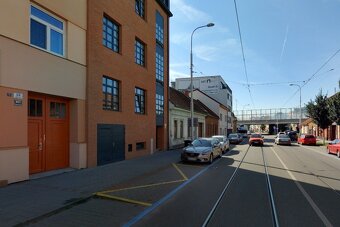 Garáž k pronájmu / Brno-Žabovřesky, Horova 13a - 3