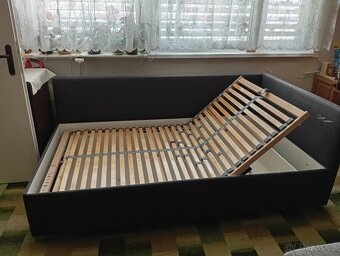 Postel s úložným prostorem - 3