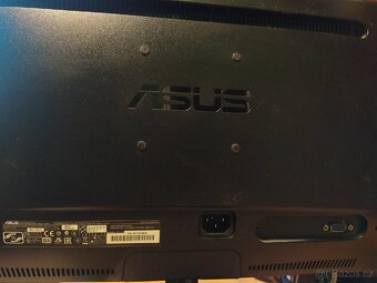 Monitor Asus - 3