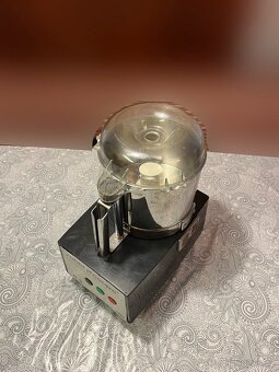 Prodám profesionální mixér ROBOT COUPE R3 3000 - 3