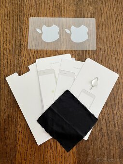 Apple iPhone 7s Plus - 3