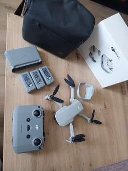 DJI Mini 2 Fly More Combo – Skvělý stav + BONUS karta 128 G - 3