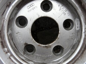 ALU KOLA + ZIMNÍ PNEU AUDI 15" 195/65R15 - 3