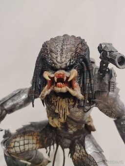 Predátor - 3