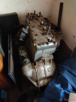 Motor Gaz 69 i s pojízdným montážním stojanem - 3