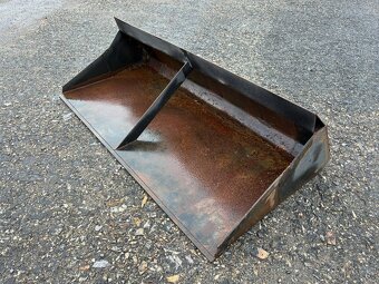 Lopata UNC, Locust - 3