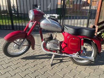 Jawa 125 - 3