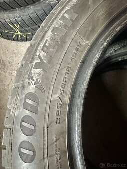 Good Year 225/60R18 104 v - 3