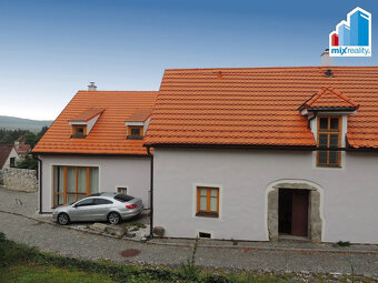 Prodej - Luxusní nemovitost pod hradem Rabí - 3