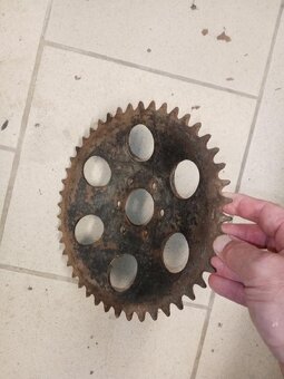 Nepoužitá stará rozeta, BSA, Triumph, nebo ? - 3