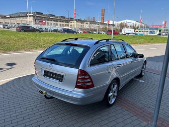 Mercedes-Benz Třídy C 280T 170kW Automat Avangarde - 3