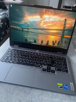 Herní notebook Lenovo LOQ 15 – i7-13650HX, RTX 5070 - 3