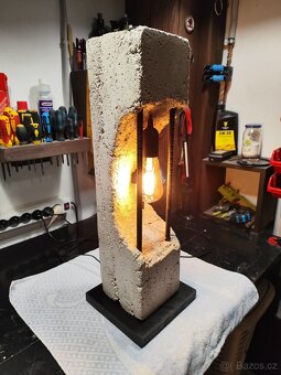 Betonova lampa WiFi - 3