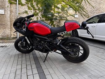 YAMAHA XSR 900 25 Years Edition - 3