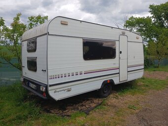 Obytný přívěs, karavan s TP - 3