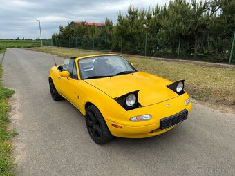 Mazda MX-5 NA Miata 1,6 90PS Sunracer rok 1995 - 3
