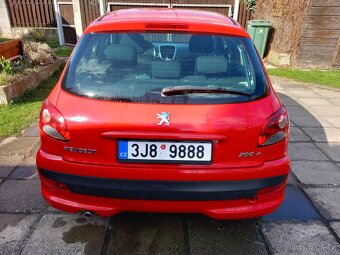 Peugeot 206+ 1,4 benzín r.v.2010 - 3
