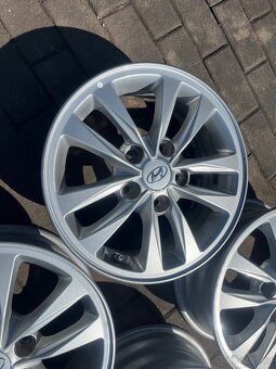 Originální disky HYUNDAI I30 15” 5x114,3 (4ks) + TPMS - 3