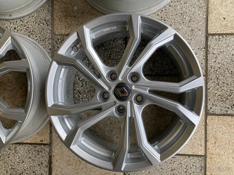 ALU disky 5x114.3 R17 Renault - 3