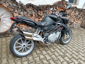 MV AGUSTA BRUTALE 1090 - 3