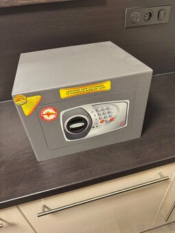 Trezor - 3
