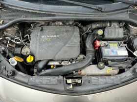 Renault Clio III combi 1.2 rok 2008 - 3