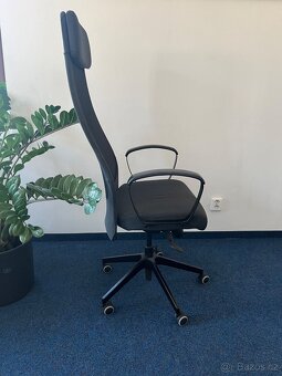 Ikea MARKUS Kancelářská židle, Vissle tmavě šedá - 3